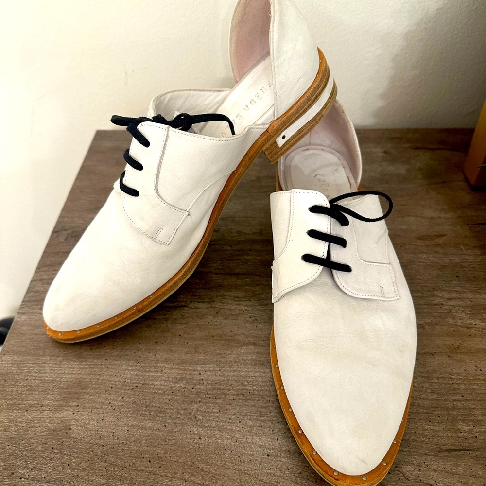 Freda Salvador Leather D'Orsay Flats, size 7, white